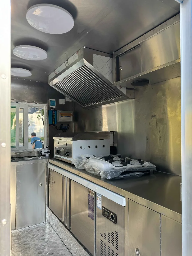 RFT FOOD TRAILER zu verkaufen im Libanon